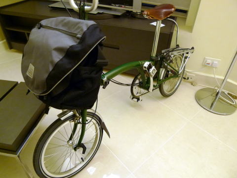 [Brompton] キャリアブロック＆Cバッグを取り付ける